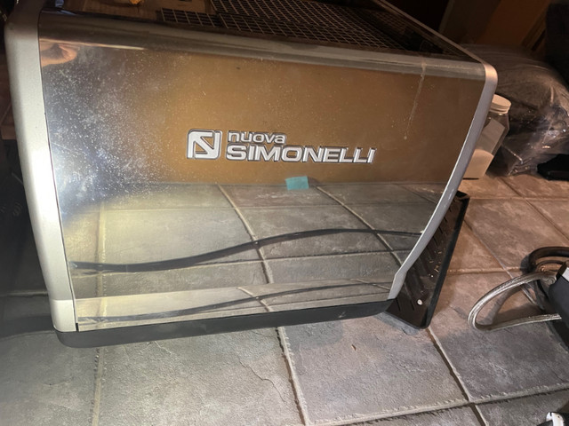 Nuova Simonelli Appia Group 2 Compact Espresso Machine in Industrial Kitchen Supplies in Calgary - Image 4