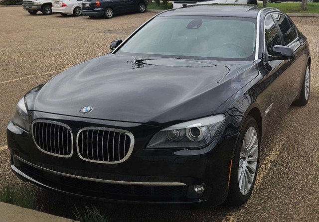 2012 BMW 750Li X-Drive 96k KM in Cars & Trucks in Edmonton