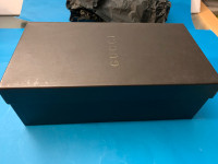 Authentic Gucci Empty Shoe w/ tissues $30