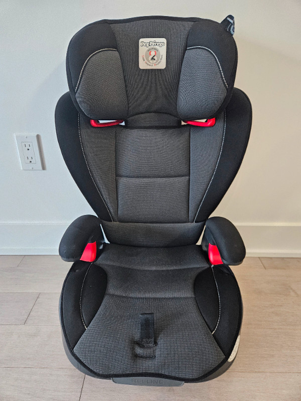 Siège d'appoint/Car seat Peg Perego Viaggio HBB 120 dans Poussettes, porte-bébés et sièges d'auto  à Ouest de l’Île