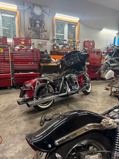 Shark roads slip on and harley header true duel header set up / selling the full set $600 can ship b...