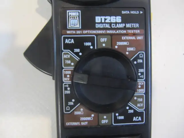 Power Fist Model DT266 Digital Clamp Meter In Good Condition in Hand Tools in Mississauga / Peel Region - Image 4
