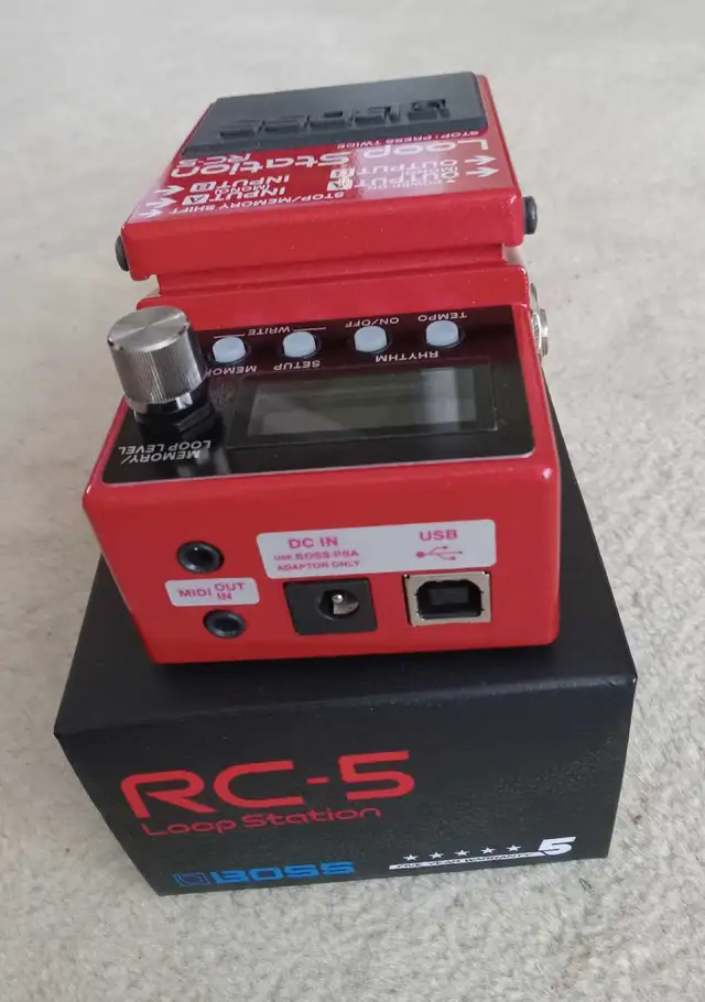 BOSS RC-5 Loop Station in Amps & Pedals in Trenton - Image 3