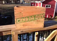 Vintage Canada Dry Soda Pop Wooden Crate Storage Display 