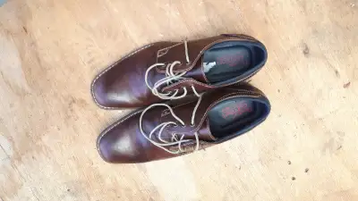 Various Shoes - must go this week, View more