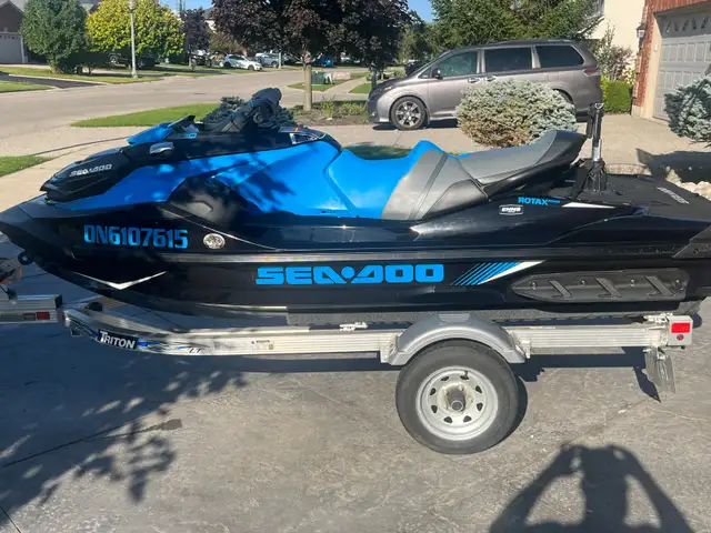2018 RXT 230 Seadoo in Personal Watercraft in Hamilton - Image 9