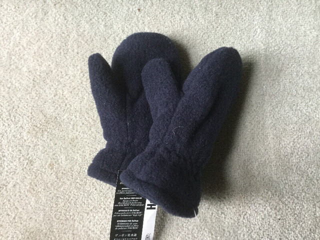 BRAND NEW - TODDLER WARM MITTS - 2-3x in Clothing - 2T in Hamilton