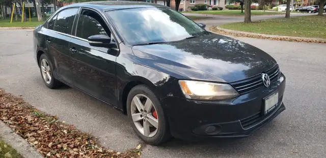 2012 VW Jetta 2.5 Automatic, SAFETY cert, runs great,no issues,