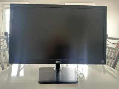 DEUX (2) Moniteur LG Flatron E2242T 22" LED 1920x1080 D-SUB Noir, View more