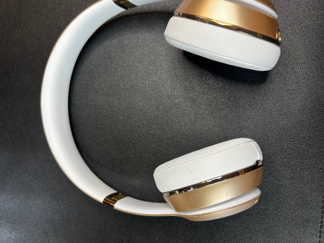 Wireless beats headphones rose gold  in General Electronics in Banff / Canmore - Image 2