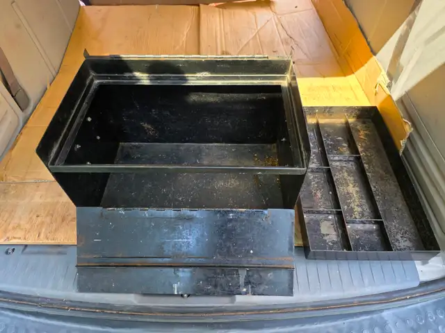 Custom Made Tool Chest Toolbox W Removable Tray Bolt Organizer in Tool Storage & Benches in Windsor Region - Image 3