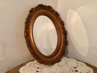 Vintage - Miroir ovale avec bordure ornementée