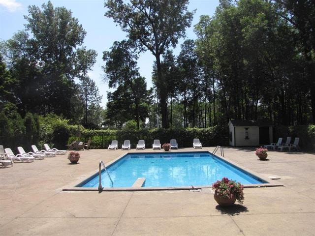 Condo de Luxe 3 1/2 830p.ca, MEUBLÉ à louer, 1188+charge$ — photo 1