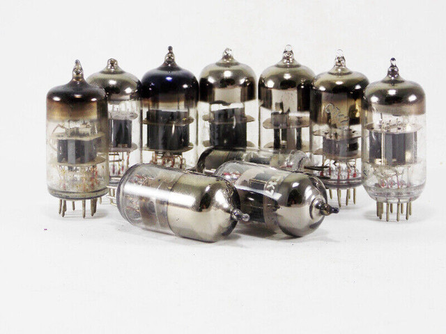 GRAB BAGS OF ASSORTED VINTAGE AUDIO + RADIO VACUUM TUBES in Other in City of Toronto - Image 3