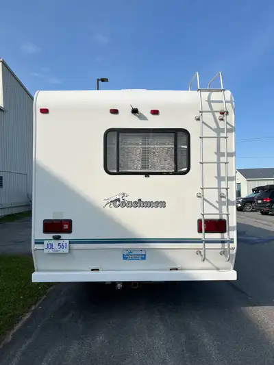 Great opportunity for the RV camper enthusiast: For Sale: 2002 Ford Coachman Class "C" Motorhome wit...