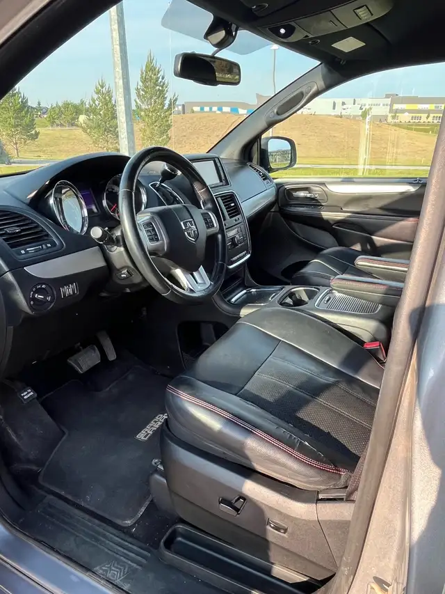 2013 Dodge Grand Caravan RT62864352614018121