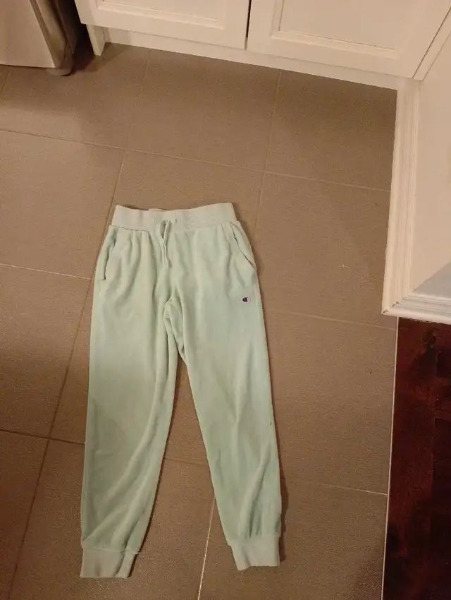 vente de vêtements fille 8 ans et garçon 10 an in Kids & Youth in Longueuil / South Shore - Image 3