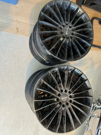 Mustang rims