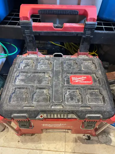 Milwaukee packout rolling toolbox, View more