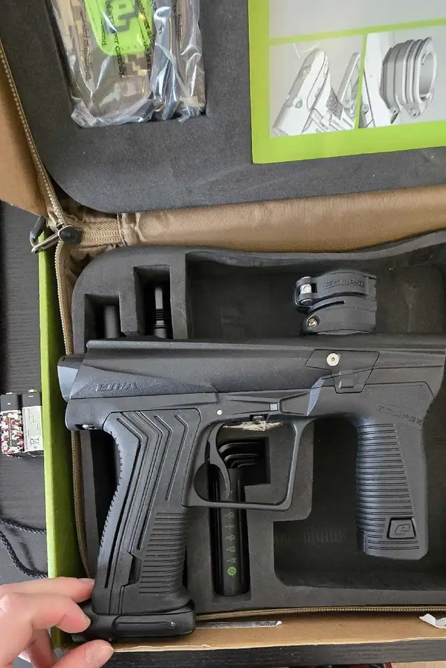 paintball gun et accessoires in Other in West Island - Image 2