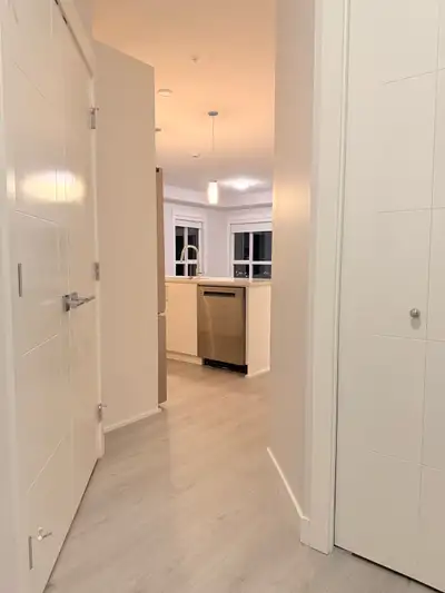 Rent: $2,200 month Lease: 12-month minimum (long-term renter preferred) Availability: Anytime Locati...