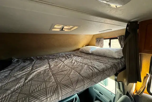 Ford Majestic 2017  **Financing&nbsp;Available*** in RVs & Motorhomes in Calgary - Image 9