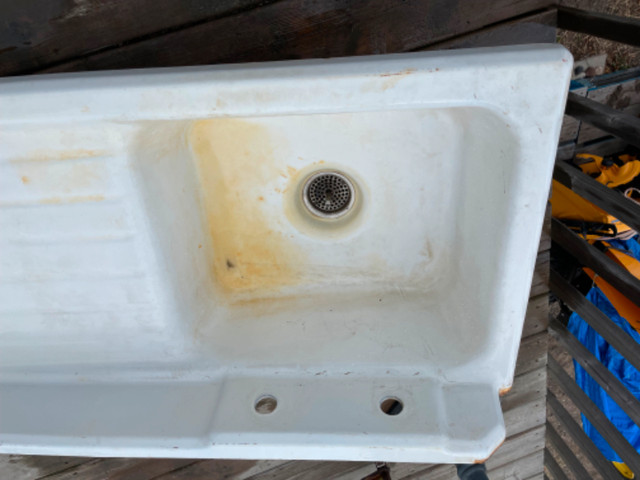 Cast iron farmhouse sink in Plumbing, Sinks, Toilets & Showers in Calgary - Image 4
