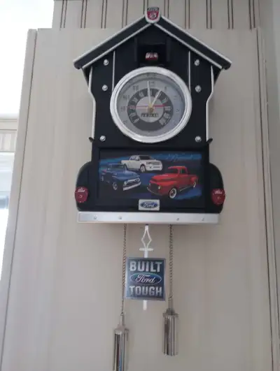 horloge murale hauteur avec gland 22" , View more