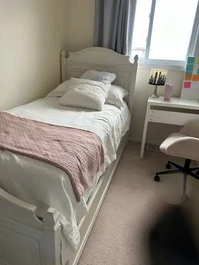 Furnished Private Bedroom for Rent – Available July 1 Kanata | Females Only A furnished private bedr...
