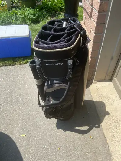 Affinity Golf Bag $20 or best offer.!