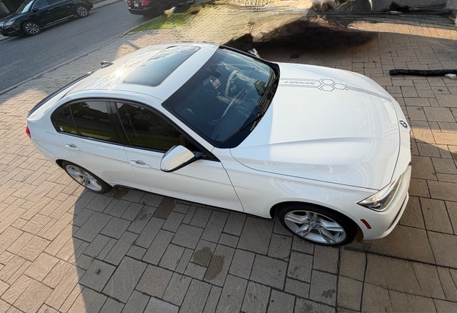 BMW 320i xdrive sedan