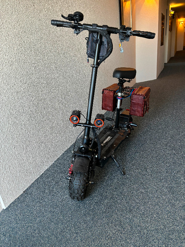 Electric dual motor all terrain scooter in Scooters & Pocket Bikes in Abbotsford - Image 2