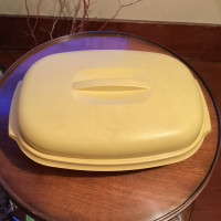 Vintage Tupperware Divided Vegetable Steamer in Harvest Gold