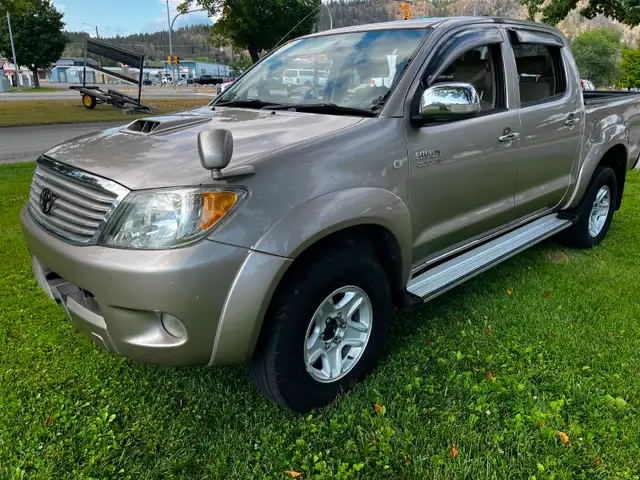 Toyota Hilux Diesel PU 4x4