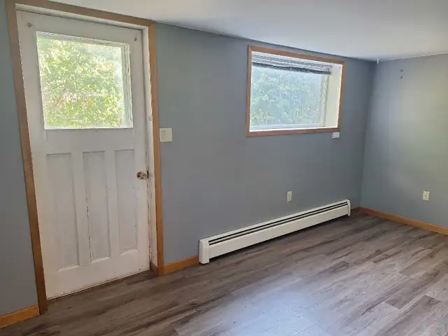 one Bedroom Bachelor apartment, Nashwaaksis in Long Term Rentals in Fredericton - Image 4