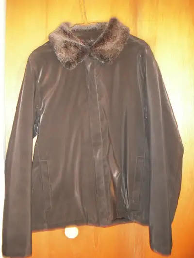 Manteau d'automne pour dame, View more