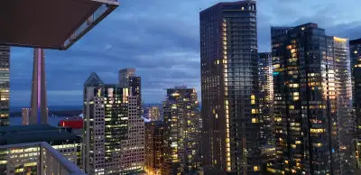 Cozy Downtown Toronto Condo Sublet - 1 Month