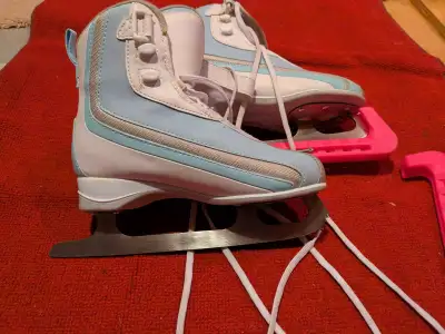 barely used figure skate size 5, View more
