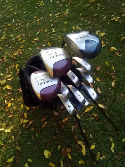 Golf clubs RH Topflite, View more