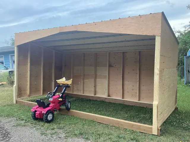 horse shelters, firewood storage in Tool Storage & Benches in St. Albert - Image 3