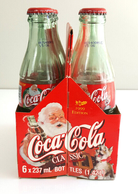 1999 Coca-Cola Christmas Edition 6 Bottles w/ Cardboard Carrier in Arts & Collectibles in City of Toronto - Image 2