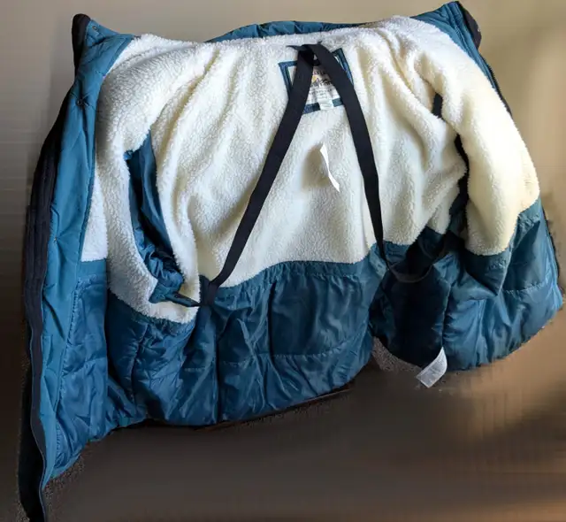 American Eagle Parka 3XL XXXL in Men's in Winnipeg - Image 6