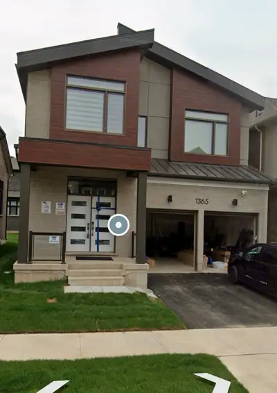 2 Bedrooms 1 bathroom basement available for Rent in Oakville’s quiet and desirable family oriented...
