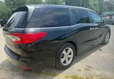 Runs and drives perfect, no accidents, ceramic coated and tinted windows, fully loaded, lane departu...