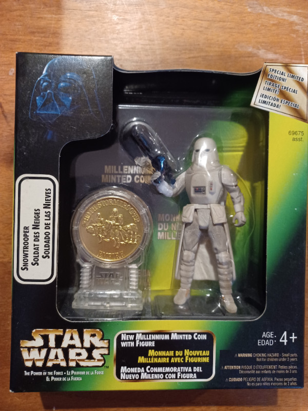 Snow Trooper with coin Starwars 3.75 figure 1998 MIB in Toys & Games in Oakville / Halton Region