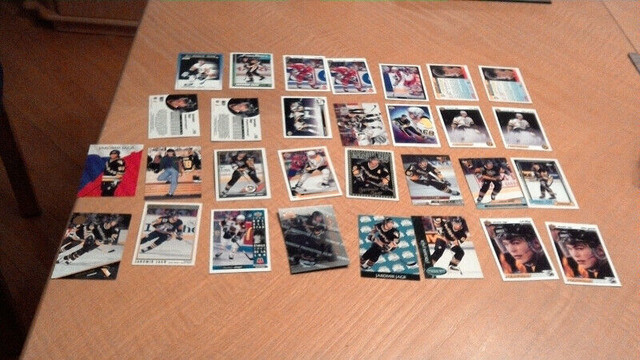 Lot 30 cartes de hockey Jaromir Jagr (270122-3160) dans Art et objets de collection  à Laval/Rive Nord