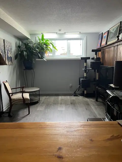 Room for rent Aylmer - female only in Room Rentals & Roommates in Gatineau - Image 10