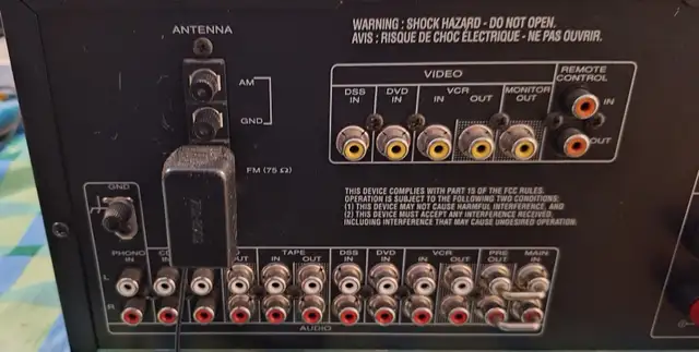 Marantz SR-4320  SR4320  Hi-Fi Stereo - 80 watts.1 AV Surround in Stereo Systems & Home Theatre in Longueuil / South Shore - Image 6