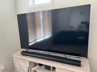 65" Hisense U7H 4K QLED Smart TV  120Hz - Excellent Condition, View more