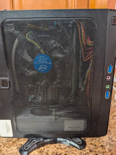 Asus workstations PC's (2 available), View more